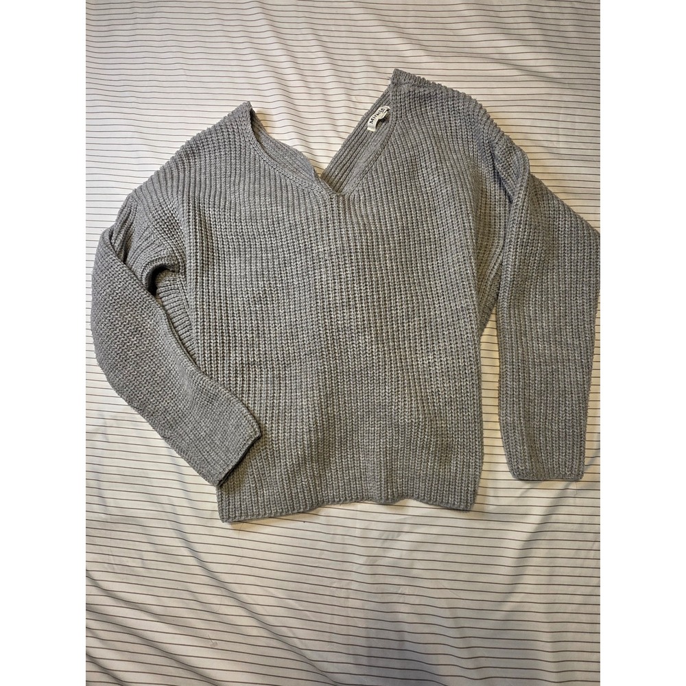 1091 Miracle Grey Twist Back Chunky Knit V-Neck Sweater Women's M/L